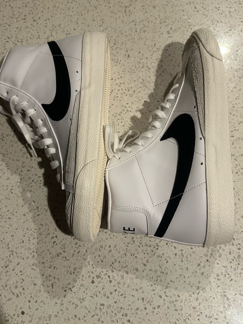 Nike White Black Blazer Mid with Pink Tongue and Yellow Heel Tab - Picture 3 of 5